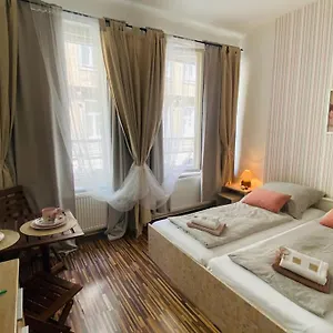  Apartmán Old Town Benediktska 6