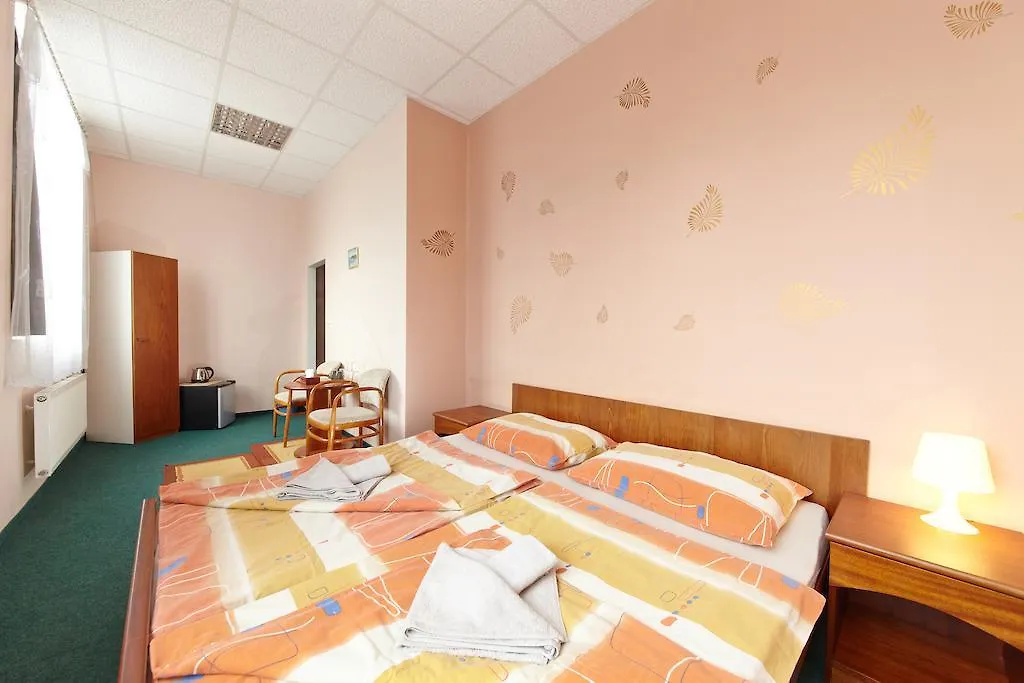 Hostel Kolbenka Praga República Checa
