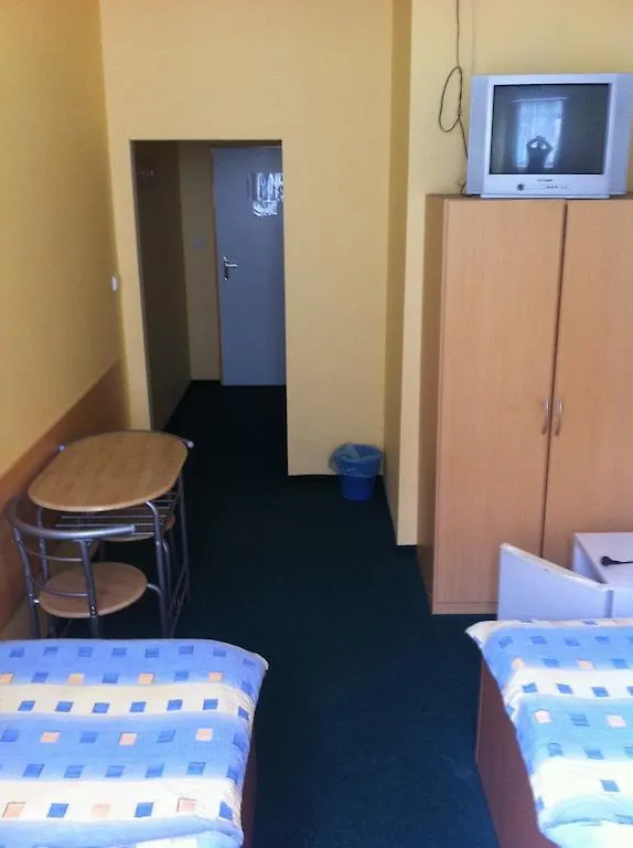 Hostel Kolbenka Praga 0*,